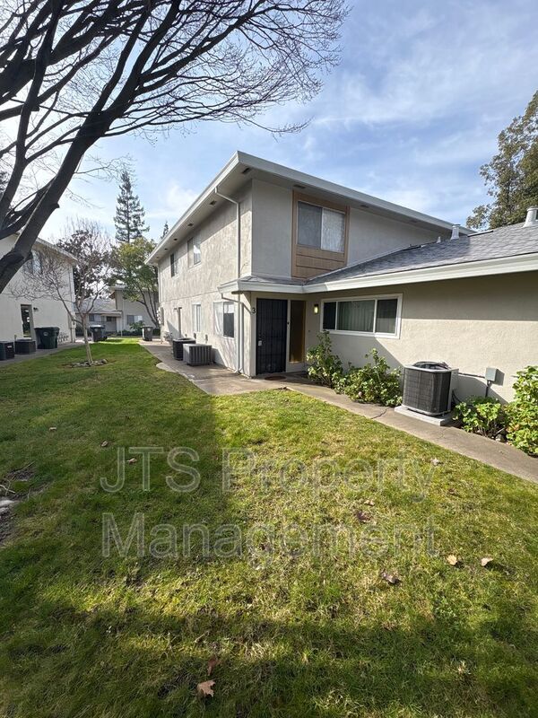 Building Photo - 6436 Bremen Dr