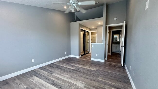 Building Photo - Cozy 2 Bedroom 2 Bath Townhome