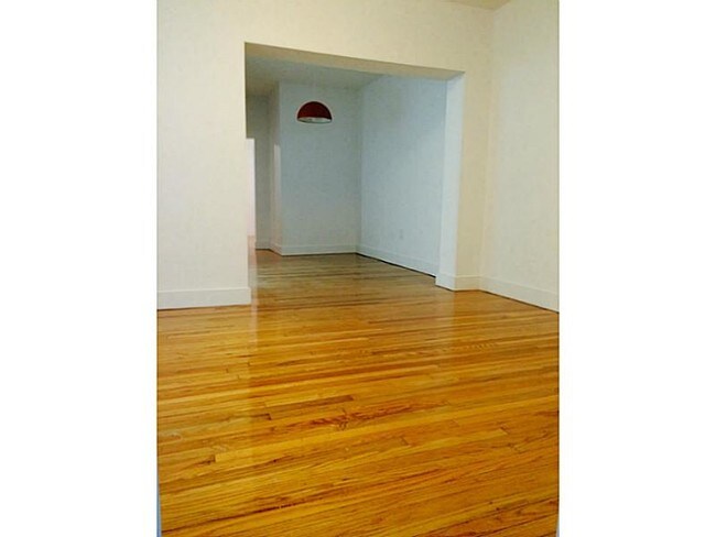 Foto del edificio - 928 Bird Road