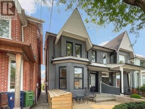 Building Photo - 314 Dovercourt Rd