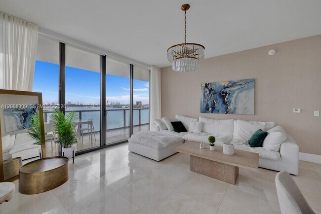 Foto del edificio - 788 NE 23rd St