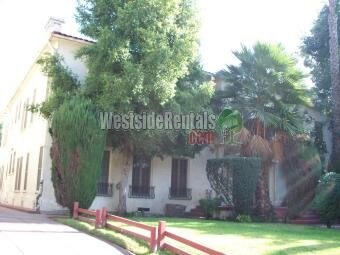 Primary Photo - 1838 N Wilton Pl