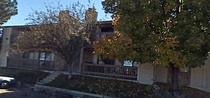 Building Photo - 903 S Zeno Way