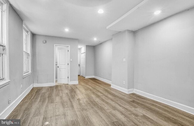 Building Photo - 1202 N 7th St