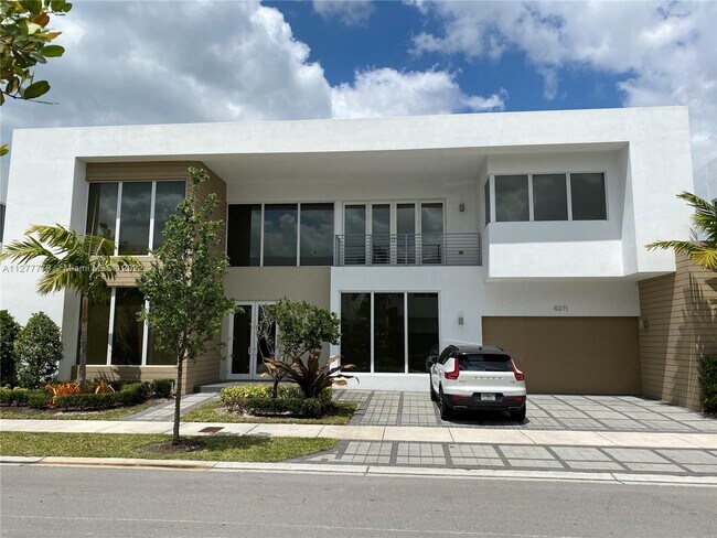 Building Photo - 10271 NW 75th Terrace