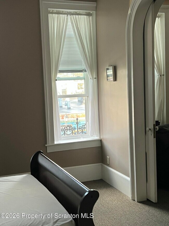 Foto del edificio - 18 E Tioga St