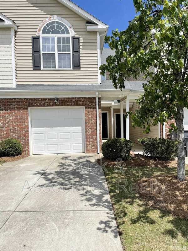 206 Montview Way, Knightdale, NC 27545 Townhome Rentals in Knightdale
