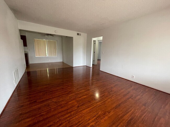 Foto del edificio - MARK647