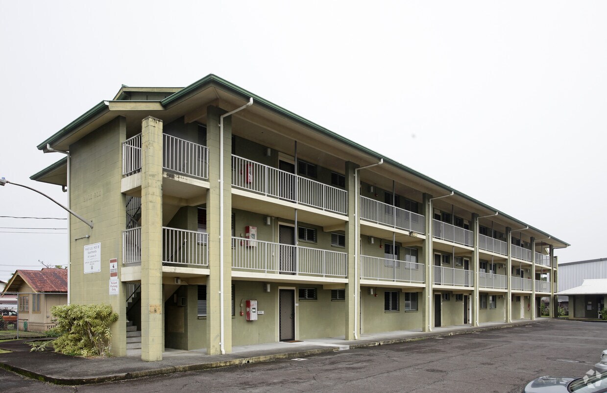 Primary Photo - 485 Laukapu St