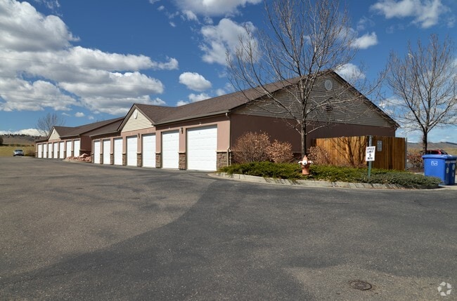 Building Photo - 4905 Lucerne Ave