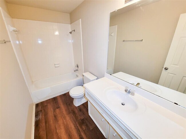 Foto del edificio - 4926 Lake Gladewater Ct