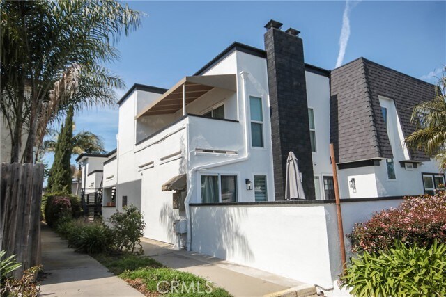 Foto del edificio - 16681 Sims Lane