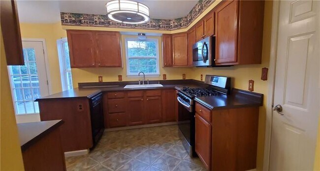 Foto del edificio - 6767 Old Mars Crider Rd