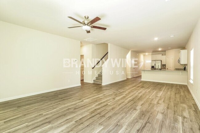 Building Photo - 912 Hayston Wy