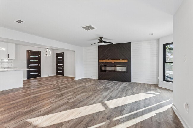 Foto del edificio - 635 26th St