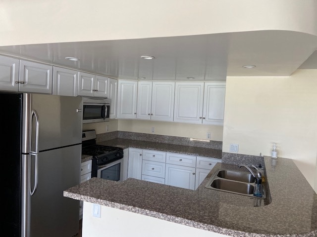 KItchen - 5003 E Ocean Blvd