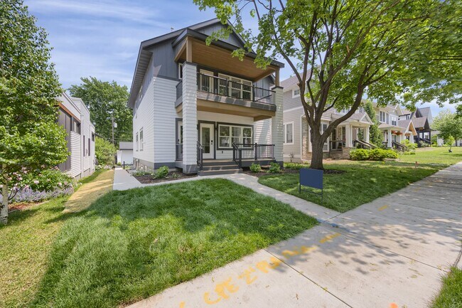 Building Photo - 5337 Drew Ave S