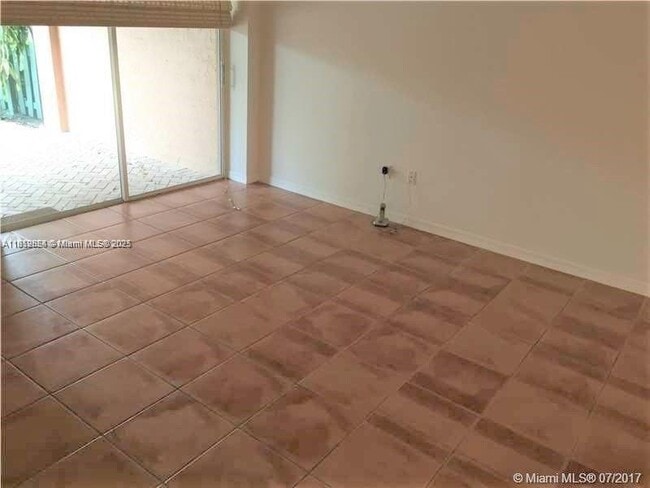 Building Photo - 6865 SW 164th Ct
