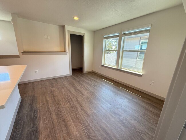 Foto del edificio - 50% Off First Month's Rent! 1 Bed/1 Bath ADU on Bend's Eastside - Cessna Drive