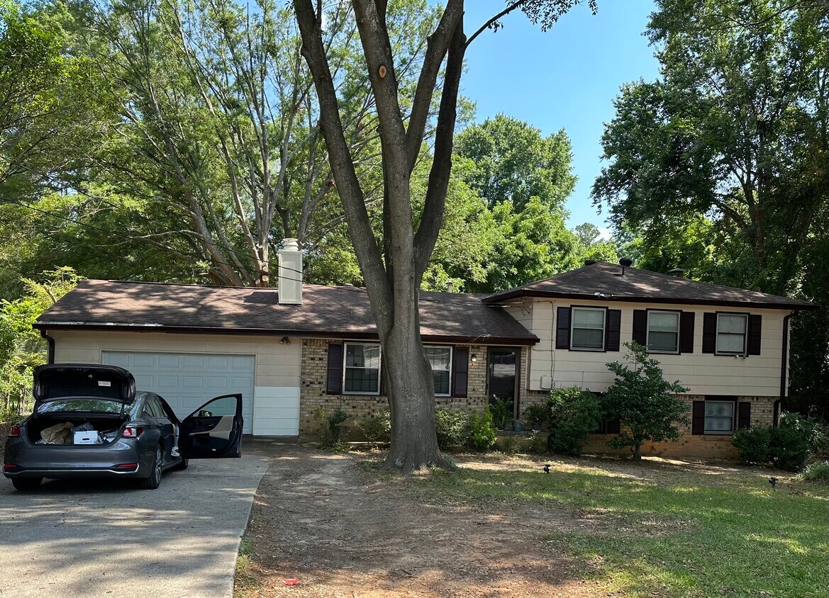 Casa frontal - 2848 Rex Rd