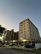 Building Photo - 1811 Jefferson St