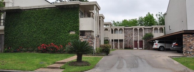 Building Photo - 2318 Dorrington St