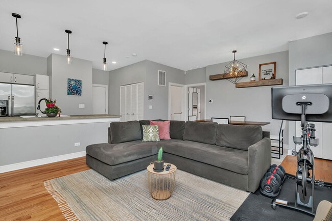 Foto del edificio - 2920 N River Walk Dr