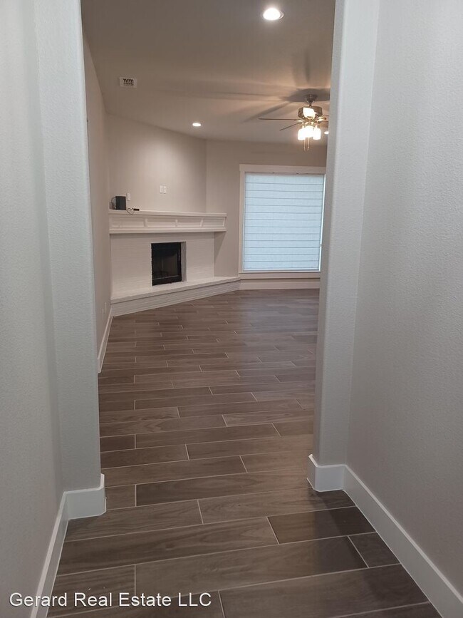 Foto del edificio - 3 br, 2 bath House - 162 Jet Ranger Road