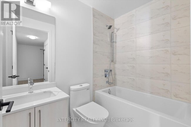 Photo du bâtiment - 2075 King Rd