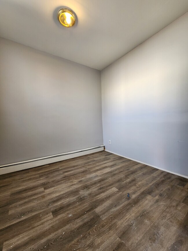 Foto del edificio - 72 Van Nostrand Ave