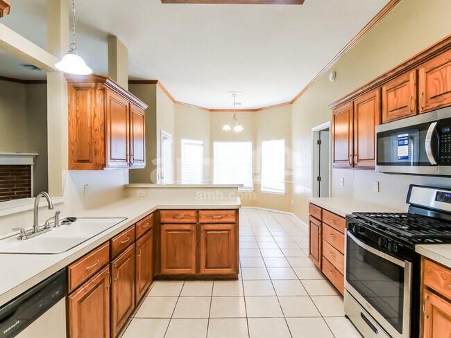 Foto del edificio - 700 SW 156th Pl