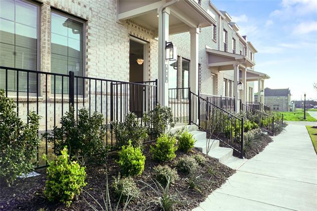 Foto del edificio - 631 Redwood Wy