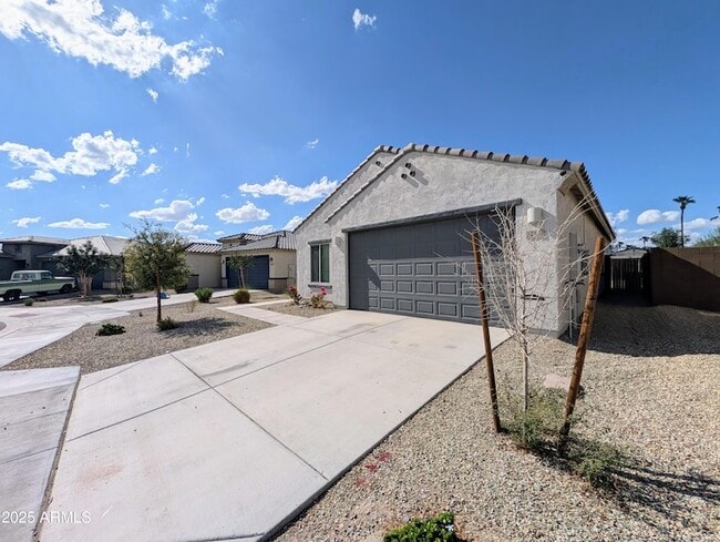 Building Photo - 24458 W Verlea Dr