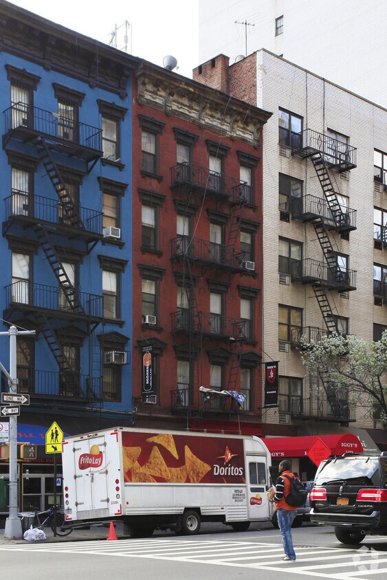 Building Photo - 1452 Second Ave