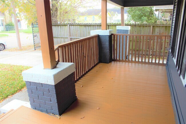 Foto del edificio - 3314 Holman St