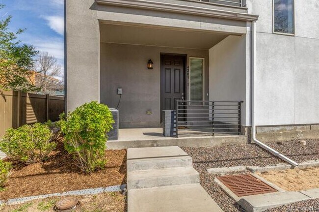 Foto del edificio - 4205 E Iliff Ave