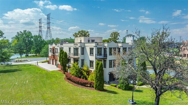 Building Photo - 42183 Kouza Ct