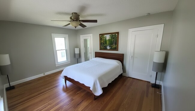 Building Photo - 860 Fletcher Ave