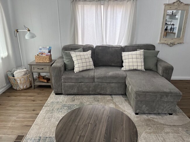 Foto del edificio - 1634 3rd St E