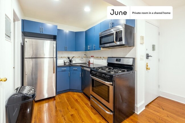 Foto del edificio - Room in Shared 2 bed/1 bath home