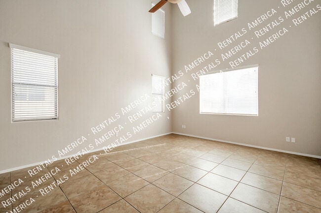 Foto del edificio - 2641 E Vermont Ct