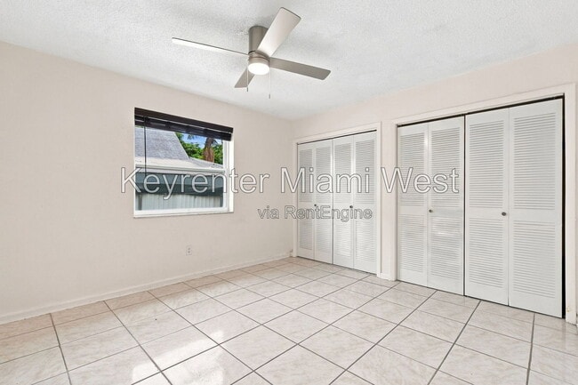 Building Photo - 872 NW 108th St