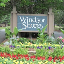 Building Photo - 1000 Windsor Shores Dr