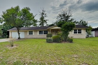 Building Photo - 3540 Calvados Ave
