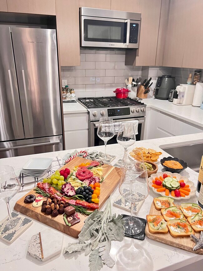 Foto del edificio - 2717 42nd Rd