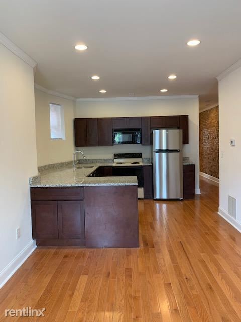 Foto principal - 315 E 25th St