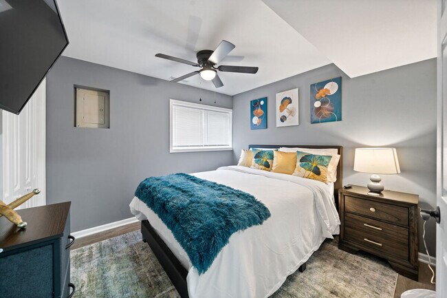 Foto del edificio - 3755 W 75th Ct