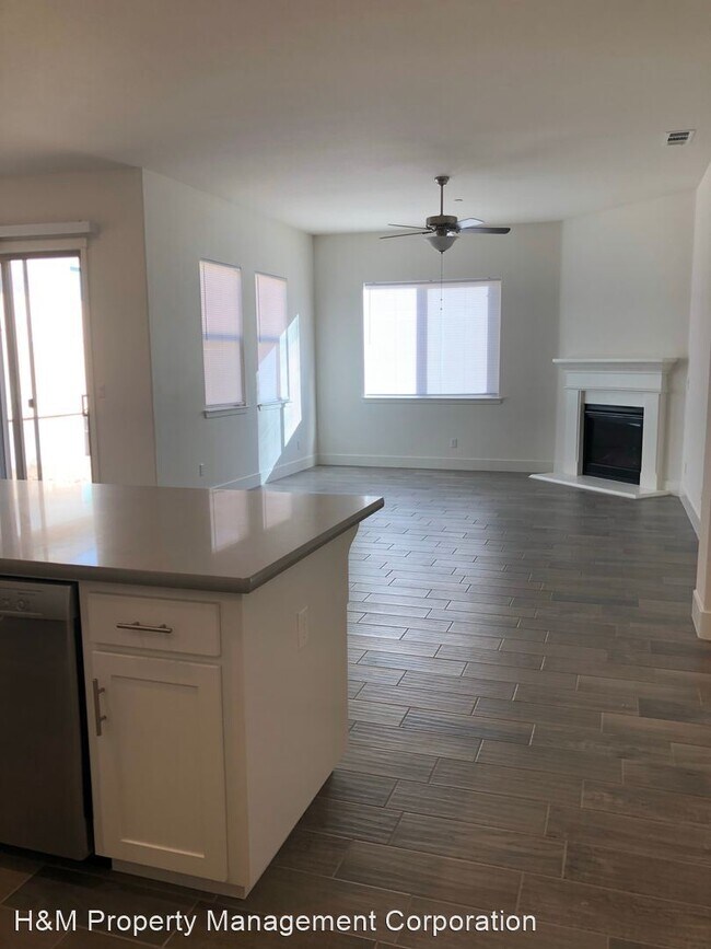 Foto del edificio - 3 br, 2 bath House - 1641 Castlerock Drive