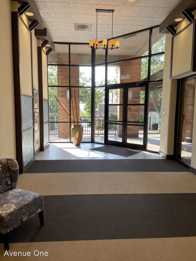 Foto del edificio - 1 br, 1 bath House - 1840 25th Ave NE #409