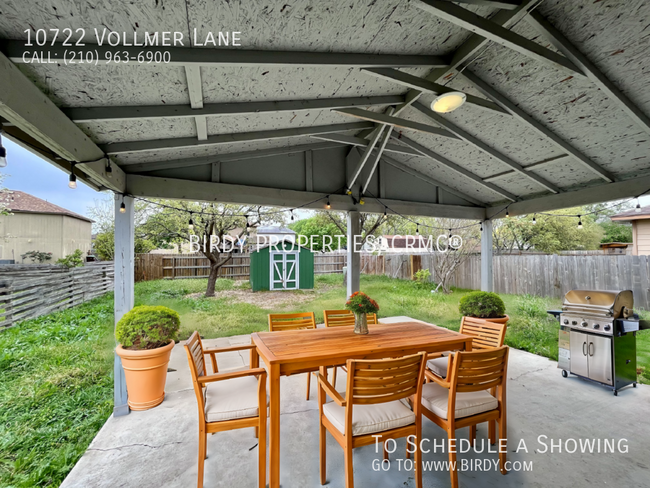 Building Photo - **COMING SOON!** "Charming 3 Bed, 2.5 Bath...
